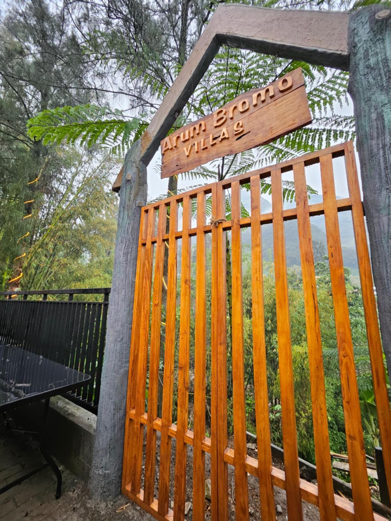 Arum Bromo Villas Ngadisari Екстер'єр фото